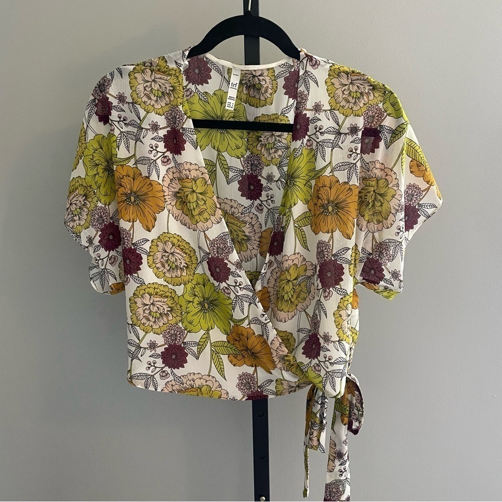 Zara TRF Collection Retro Floral Full Wrap Blouse Size Small